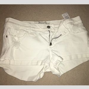 Abercrombie & Fitch White Distressed Denim Short